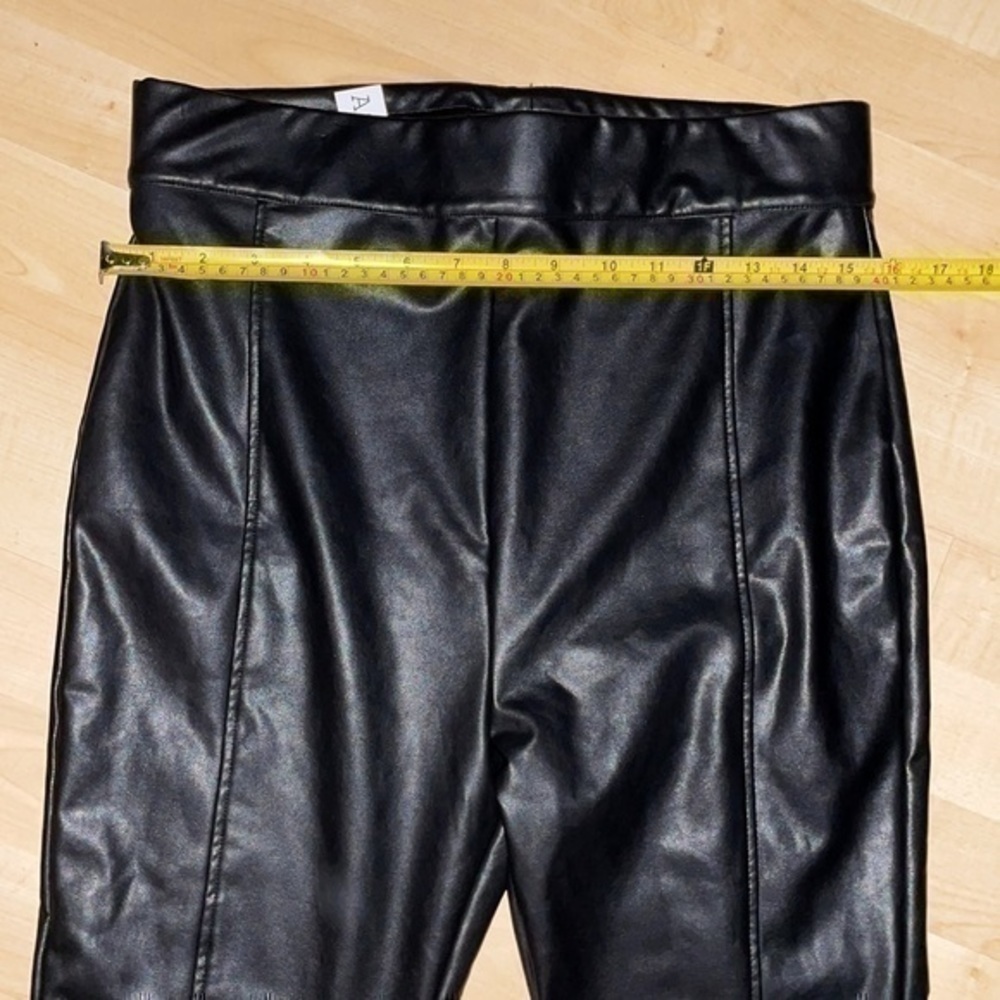NWT ASTARS Rizzo tummy tuck leggings high waist vegan leather black stretch L - Picture 5 of 10